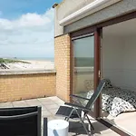 Superb Penthouse Seaview Near Bruges
